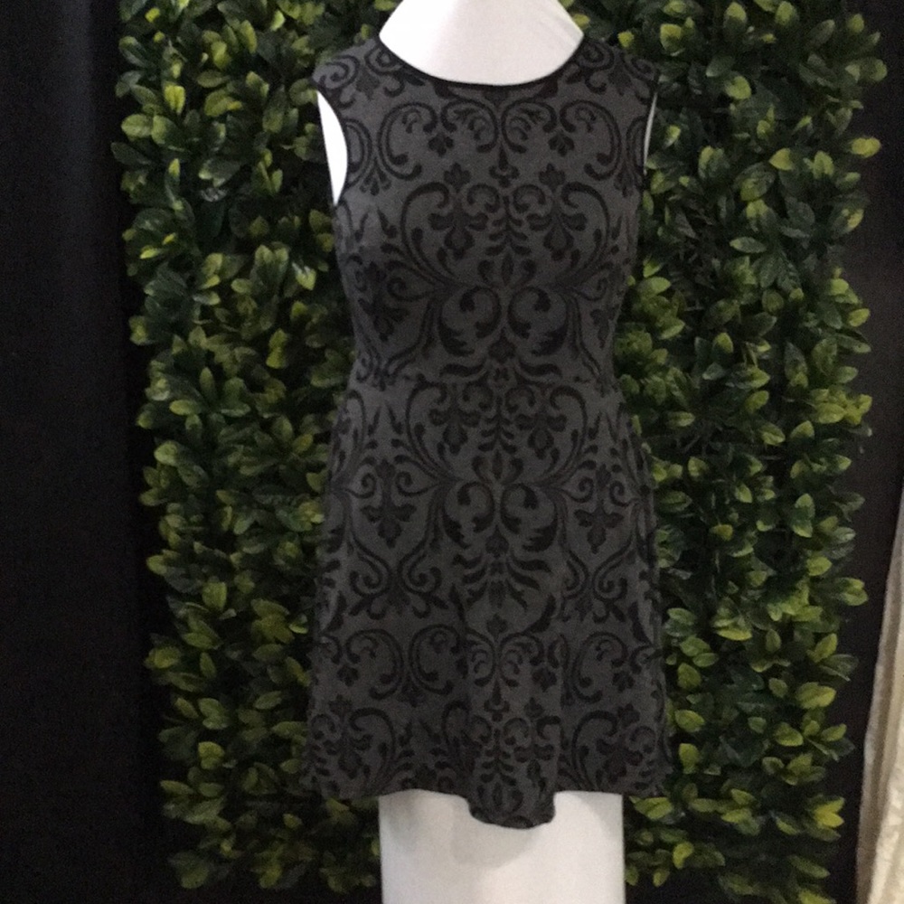 Sleeveless fit and flair dress